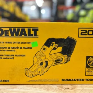 DeWalt 20V MAX Plastic Tubing Cutter (Bare) DCE180B
