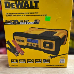 DEWALT 30A Battery Charger Maintainer