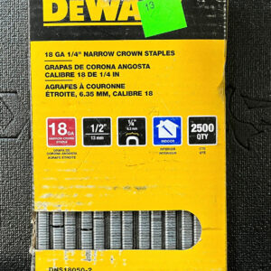 DEWALT 1/4in Crown Staples